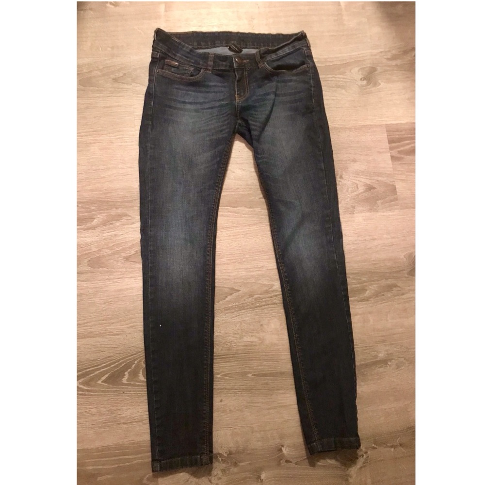 Echo Red Jeans